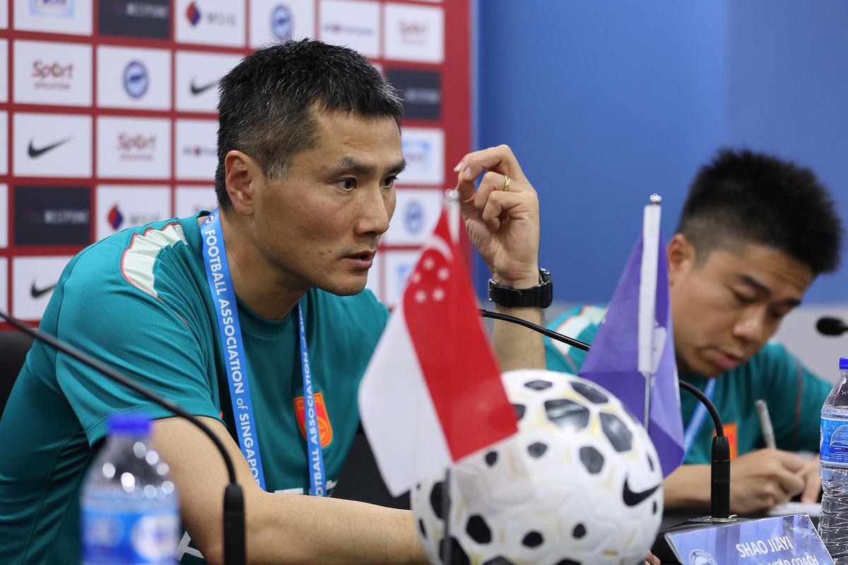 刘建宏：国足大面积换人对考察球员意义不大，短期内离不开塞鸟